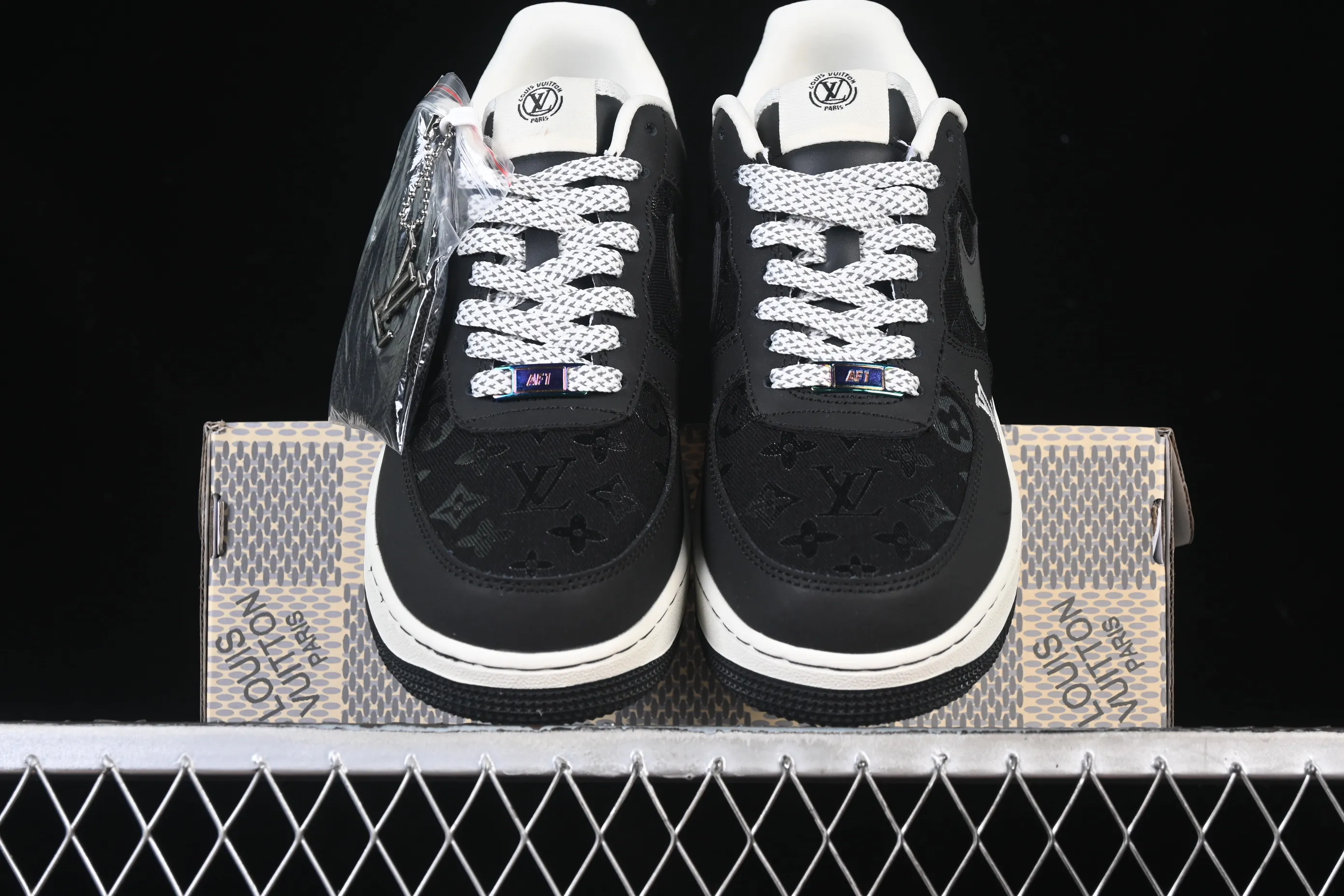 All categories Nk Air Force 1 Air Force series Nk Air Force 1 Low Air Force low-top Nike Air Force 1'07 Low LV joint laser gradient Air Force 1 low-top casual sneakers SC0601-573